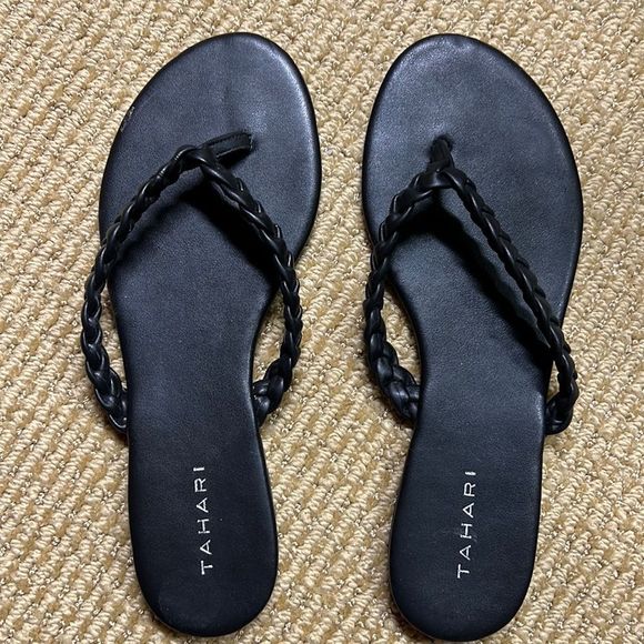 Tahari Shoes - Tahari black pleather flip flops size 8